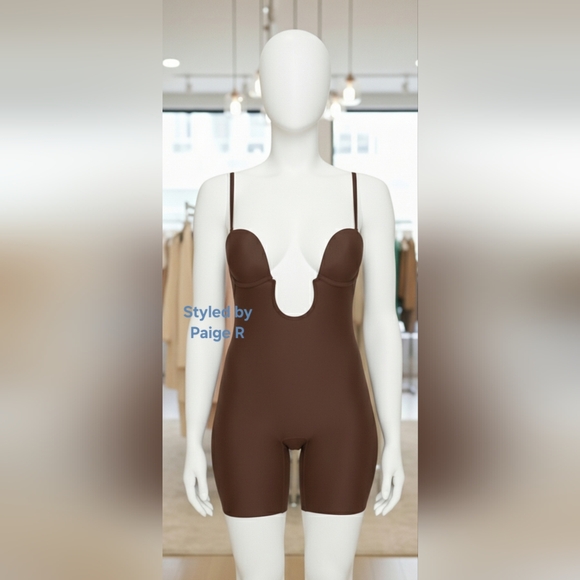💕SKIMS Deep Plunge Multi Way Strapless Mid Thigh Shapewear Bodysuit COCOA XS